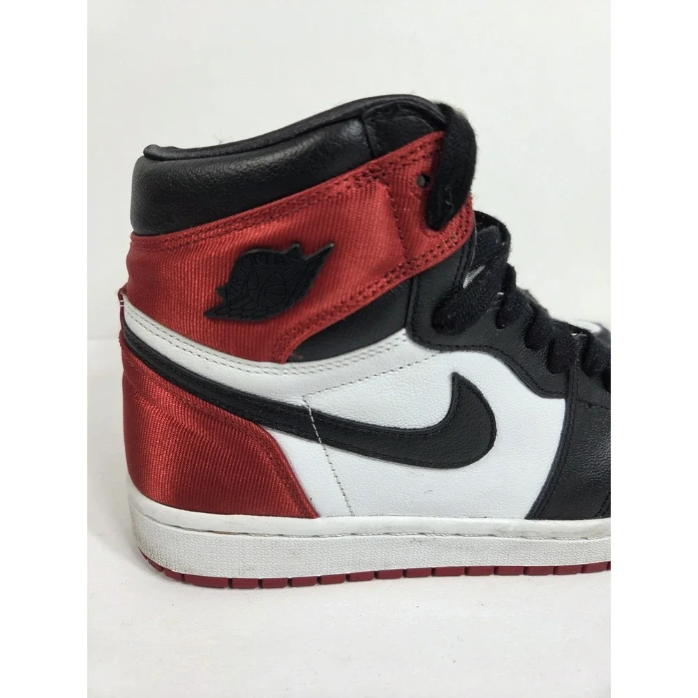 JORDAN 1 RETRO HIGH OG SATIN BLACK TOE Women Sz 9
